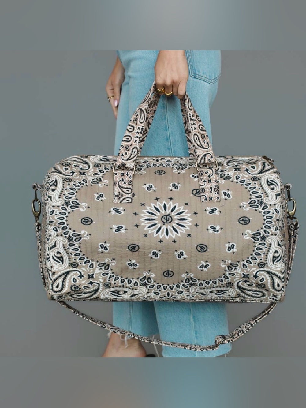 NWT Panache Bandana Print Boho Festival Paisley Print Large Duffle Bag Weekender - Picture 6 of 7